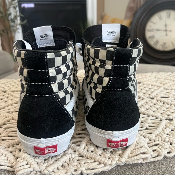 VANS HI TOP SKATE SHOES - Picture 3 of 6